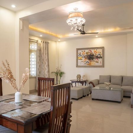 Bed and Breakfast The Urban Grandeur 1 Ґувахаті Екстер'єр фото
