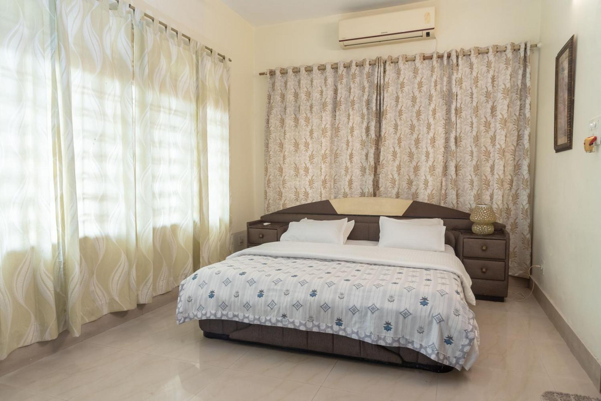 Bed and Breakfast The Urban Grandeur 1 Ґувахаті Екстер'єр фото